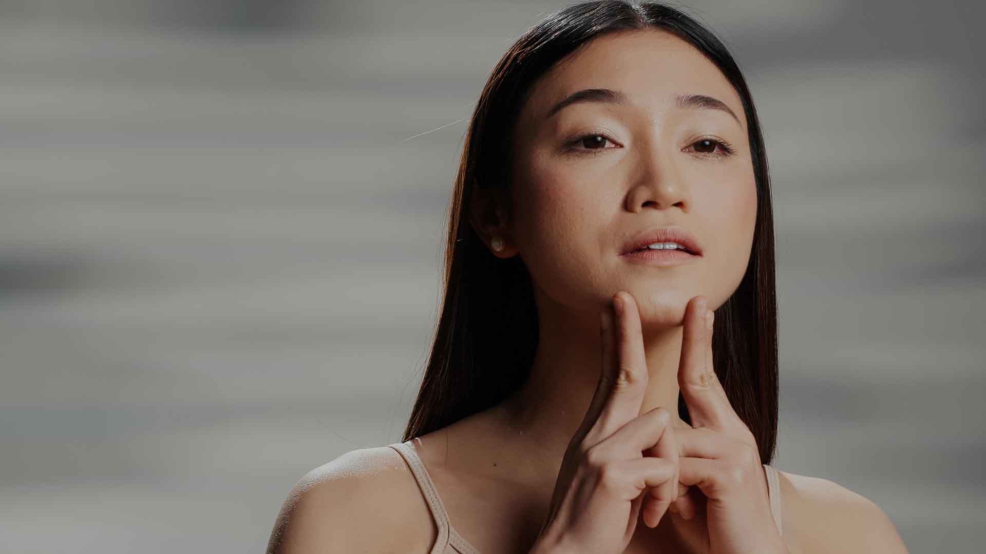 Chin-Dimples-and-Pebbling-monaz-clinic